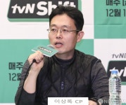 [사진] 답변하는 이상록 CP