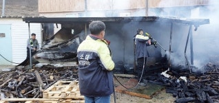 울진 목욕탕 이용 조립식 건물서 화재...80대 남성 사망