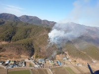 진주 이반성면 산불 조기진화···임차헬기 5대 투입