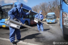 방역 작업 진행중인 도봉공영차고지