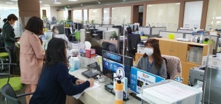 동해시, 시청 민원실 등 투명가림막 설치