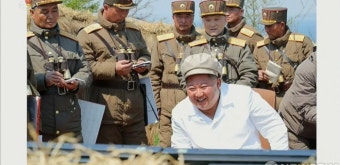 김정은 북한 국무위원장, 박격포병  포사격 훈련 지도