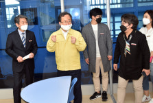 김석준 부산교육감 반드시 해야 할 사업외 모두 폐지·축소하라