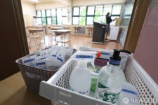 3학년 등교수업 준비하는 한강중학교