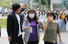 '오세훈 선거운동 방해' 혐의 대진연 회원 3명 영장심사 출석