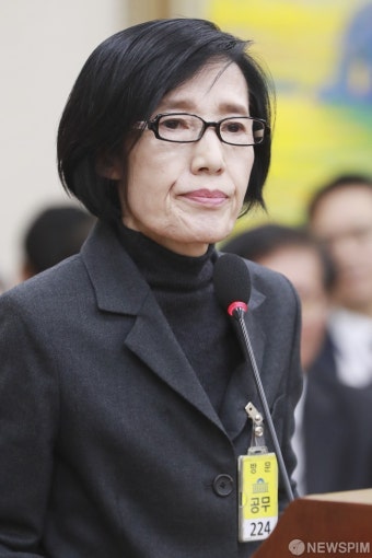 육군, '성전환' 변희수 전 하사 전역처분 취소 신청 기각 