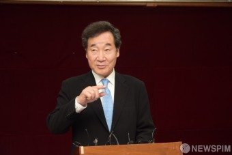 광주 찾아 당 대표 출마 포부 밝히는 이낙연