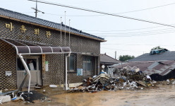 축사·창고·농작물 순식간 사라졌다...이천 산양저수지 붕괴 현장