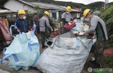 동막리 마을 지원나선 군 병력