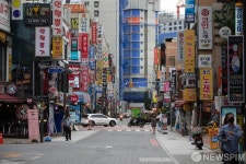 한산한 먹자골목