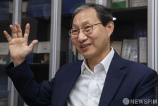 [스페셜 인터뷰] ②김성주 2차 재난지원금, 한계 자영업·실업자 우선 지원해야