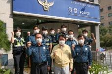 백군기용인시장,연휴첫날보건소·지구대현장근무자격려