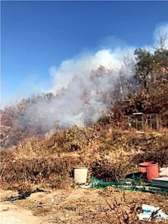 [종합] 건조주의보 속 안동·의성서 산불 잇따라