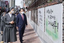 광주 동구, 조선대 장미의 거리 일대 벽화길 조성