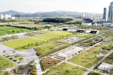 세종시 중앙공원에 새길 한글 문구 찾습니다