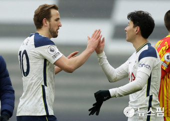 손흥민, 케인 복귀골과 함께 리그 13호골... EPL 득점 공동2위 점프