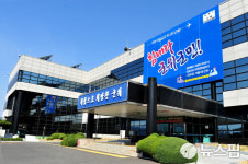 군위군 공무원 확진자 가족 1명 추가 감염…누적 14명