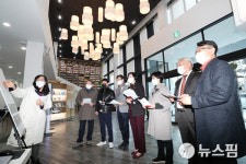 전주시의회 행정위원회, 학산숲속작은도서관 공사현장 등 점검