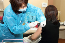 강릉 1호 접종 유현동 연세요양병원 원무과장 백신 안정성 믿음 가졌다