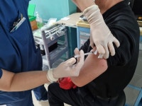 동해시 백신 접종 1호는 60대 요양병원 입소자