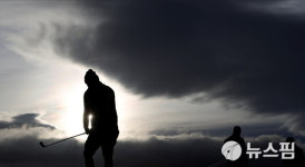 [뉴스핌 골프 클리닉] 몸 전체 균형이 무너지며 통증 발생한다면?