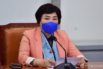 모두발언하는 전혜숙 더불어민주당 최고위원
