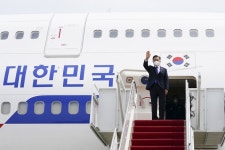 워싱턴 출발하는 문재인 대통령