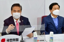 방미 결과 보고 발언하는 박진 외교안보특별위원장
