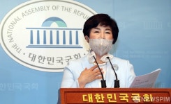 잔여 백신 접종 예약 참여 촉구하는 전혜숙 더불어민주당 백신치료제특별위원회 위원장