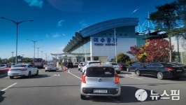 여수공항 개항 이래 최초 연간 이용객 100만명 넘을까