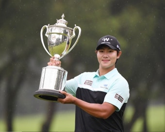 웹케시그룹 골프단, 창단 첫 우승 선수 배출… 김성현 日 PGA 챔피언십 우승