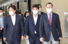국민의힘 중진연석회의 참석하는 이준석 - 권선동 - 권영세