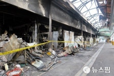 상가 49동 전소 영덕시장 피해 복구·지원책 마련 총력