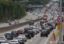 전국 고속도로 정체 시작…서울 방향 오후 4~5시 고비