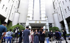 무면허 운전·경찰폭행 장제원 아들 노엘, 영장심사 포기
