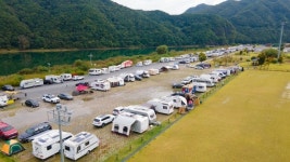 차박 명소 단양생태체육공원...캠핑카 장관