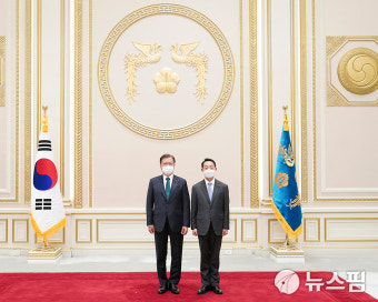 문대통령 
