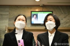 故배은심 여사 빈소 찾은 권은희·김미경