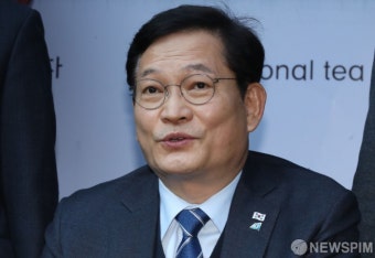 입장 밝히는 송영길 대표