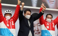 인천 찾은 윤석열 노동가치 존중...부평 문화공간 만들겠다