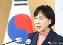 전현희 권익위원장, 공동주택 등 사유지내 주차갈등 해소방안 브리핑