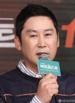 신동엽, 코로나19 확진 3차 접종 완료...건강 상태 양호