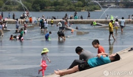 너무 신나게 놀았나봐