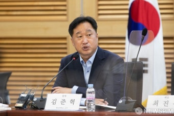 발표하는 김준혁 한신대 교수