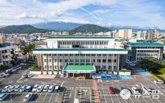 제주 먹는샘물 이상 없음...삼다수 등 제조업체 4곳 일제 점검
