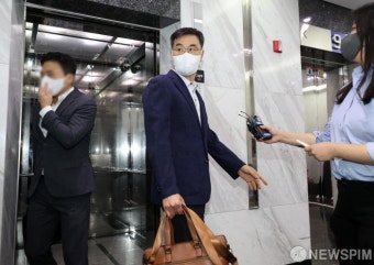 이예람 특검 출석하는 전익수 공군 법무실장