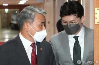 국무회의 참석하는 한동훈-이종섭 장관