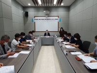 부산 택시업체 첫 폐업 공고에 부산시 긴급대책 회의...요금 인상 논의