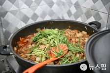 [전기자의 체험기] 1000원 백반 사장님 쓰러졌단 소식에...저도 도울래요