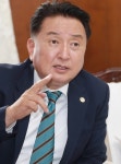 김영환 충북지사 태양광사업 불법여부 철저히 조사하라